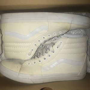 SK8-Hi Vans Size 7M/8.5W
